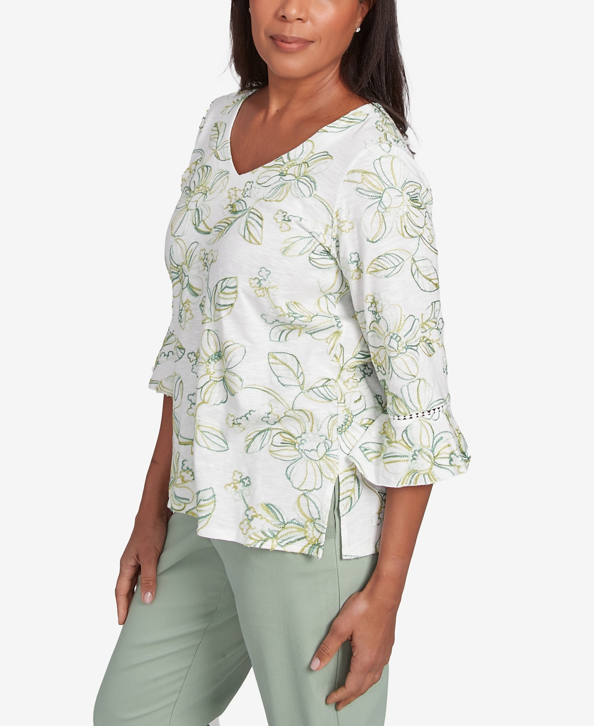 Alfred Dunner Petite Embroidered Floral Vines Cotton Top In Aloe