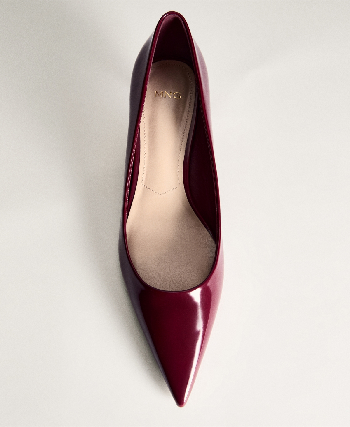 Mango Kitten Pointed Toe Shoe With Patent Leather Effect Burgundy In Burgundy