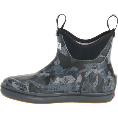 Women's 6 in Black Camo Ankle Deck Boot