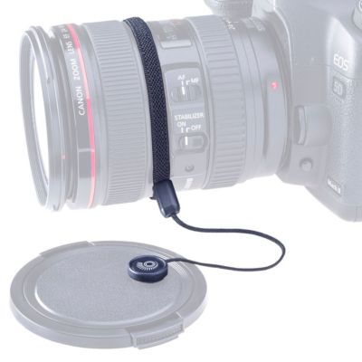 XF 18mm f/2.0 Lens, Bundle with 52mm Digital Essentials Filter Kit and 15x15" Lens Wrap