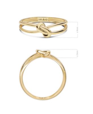 Love Knot Ring in 14K Gold, Size 7, approx. 1.8 grams.