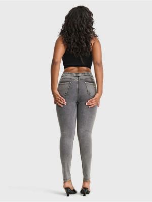 Women's High-Rise Shaping Denim Skinny Jeans