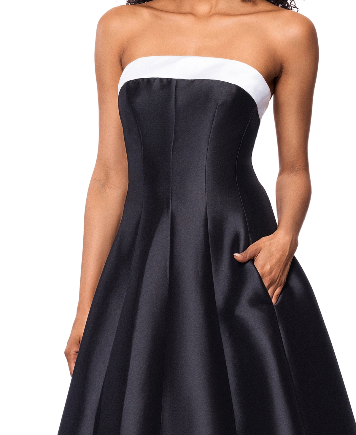 BETSY & ADAM PETITE STRAPLESS MIDI BALLGOWN 