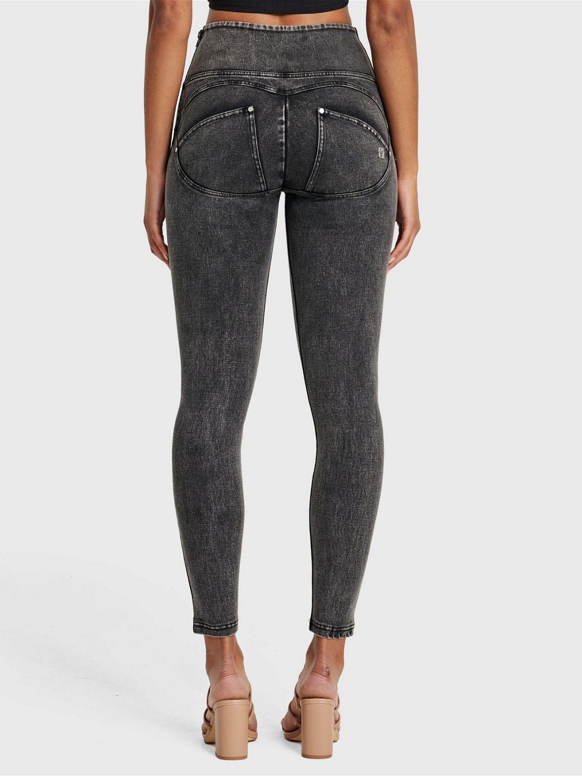 Freddy Women's High-Rise Snug Sculpting Skinny Jeans view 4 — MAYCSS fashion products