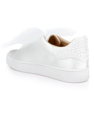 Women's Gem Round Toe Sneakers