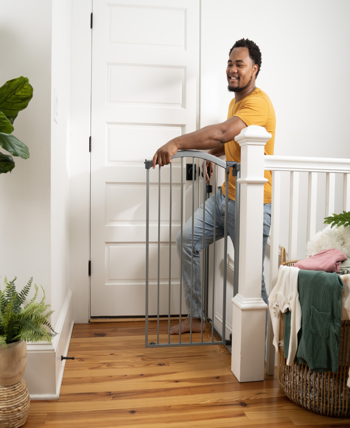Ingenuity Baby The Thruway 53w Series Baby And Dog Gate