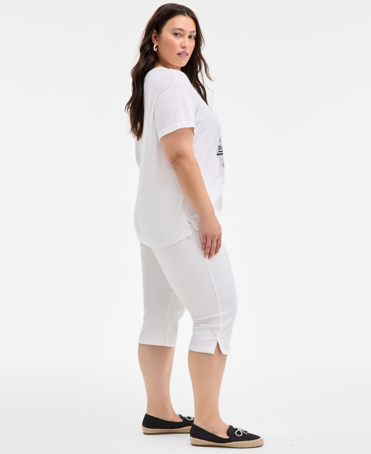 On 34th Trendy Plus Size Capri Jeans, Exclusively At Macy's In White