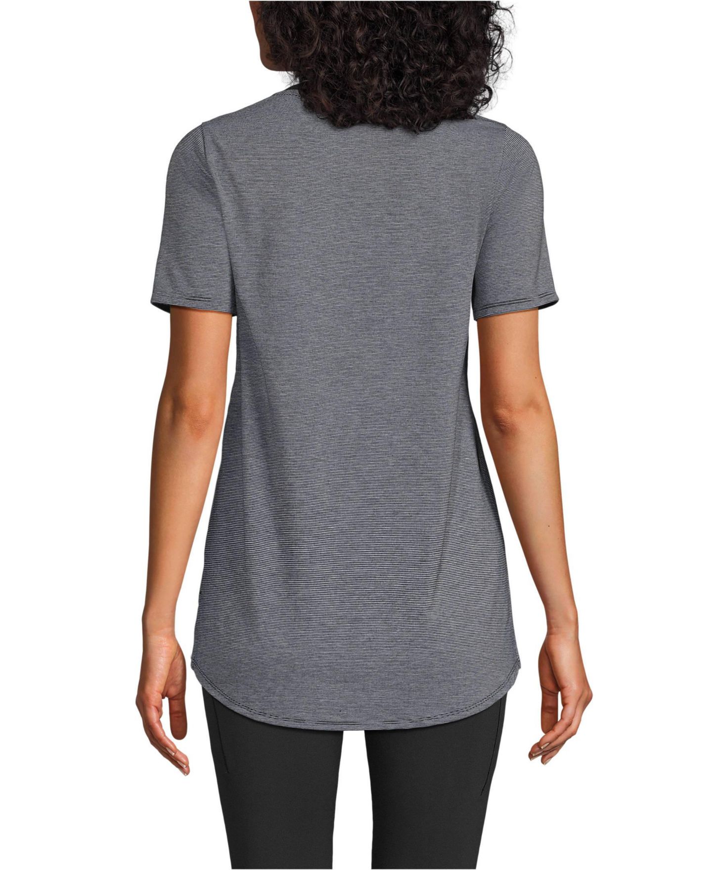 Женская футболка Lands' End Short Sleeve Power Performance Scoop Neck Curved Hem Tunic, цвет: Чёрный — фото 2