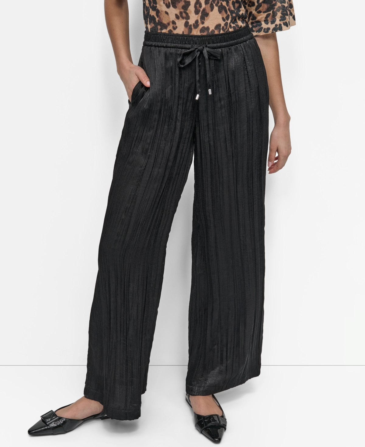 Women's Crushed Crease Wide-Leg Pants - Black