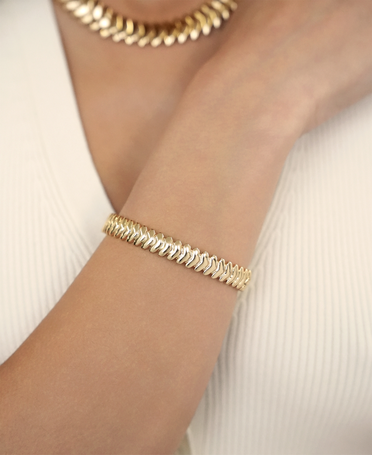 Ettika Metal Moderna Bangle Bracelet