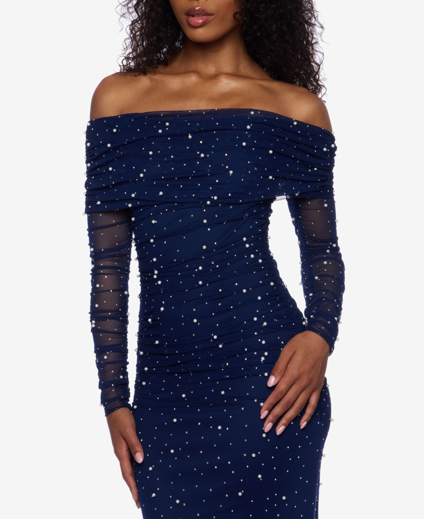 Женские платья B Darlin Juniors' Embellished Off-The-Shoulder Gown, цвет: Тёмно-синий / Жемчужный — фото 4
