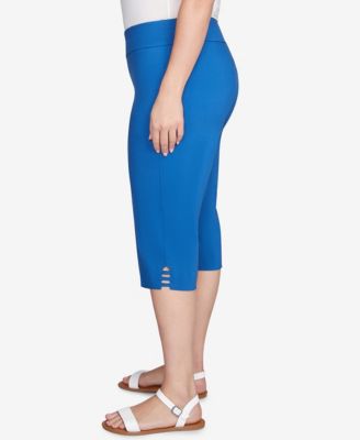 Plus Size Ladder Hem Americana Clamdigger Capri Pants