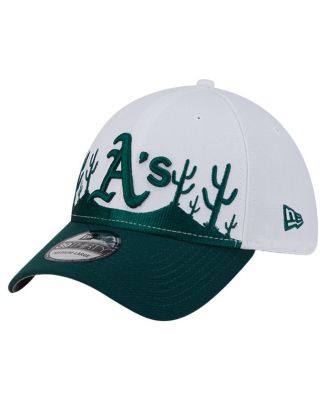 New Era - Men's Dark Green Athletics 2025 Spring Training Landscape 39THIRTY Flex Hat