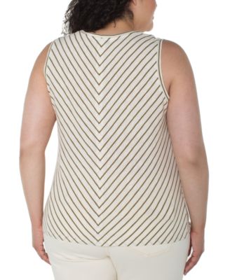 Plus Size Sleeveless Twist-Front Top 