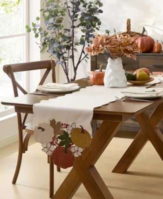 Elrene - Fall Feels Cutwork Pumpkin Fabric Table Runner