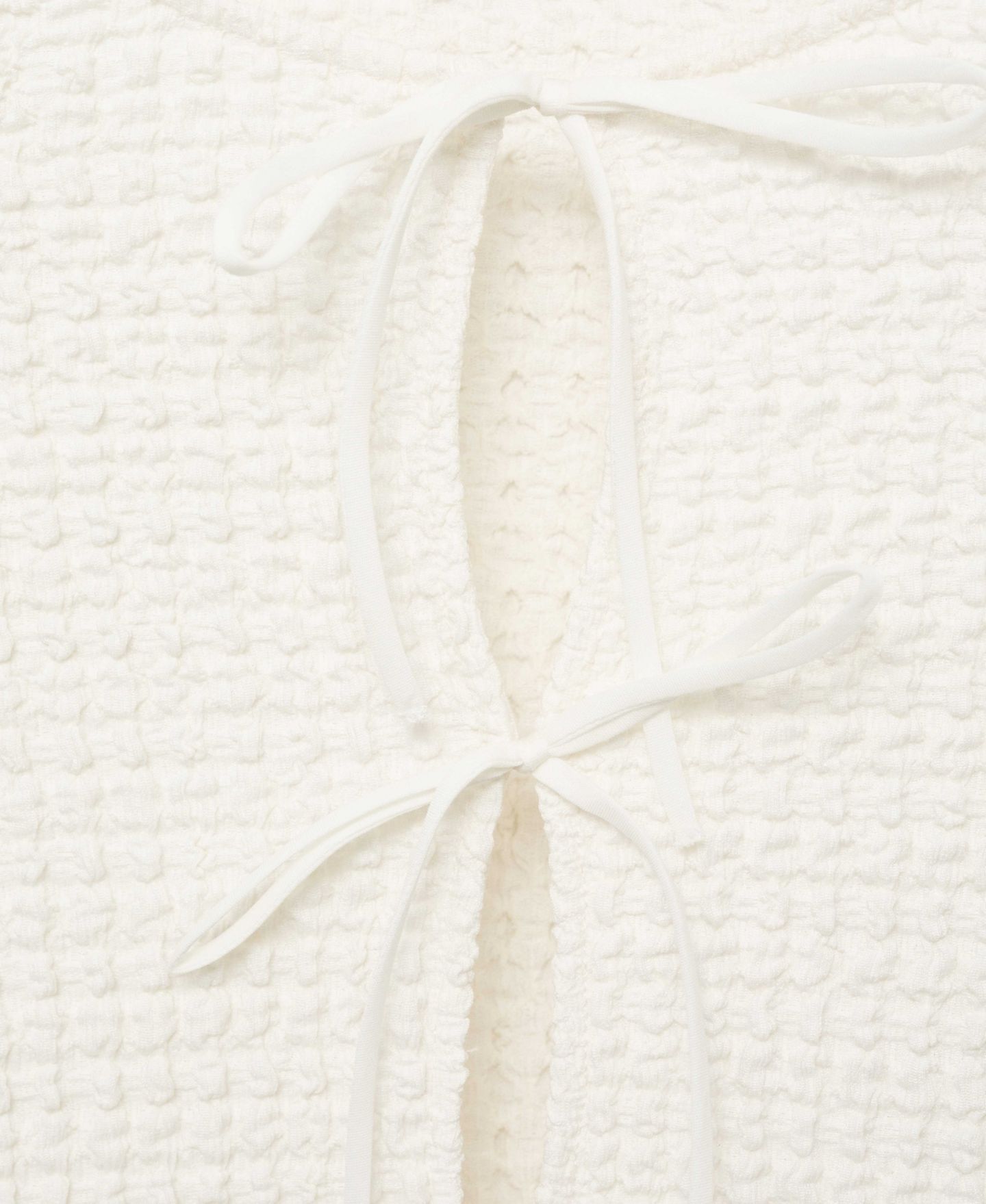 Женская блузка Mango Bow Closure Textured, цвет: Экрю — фото 4