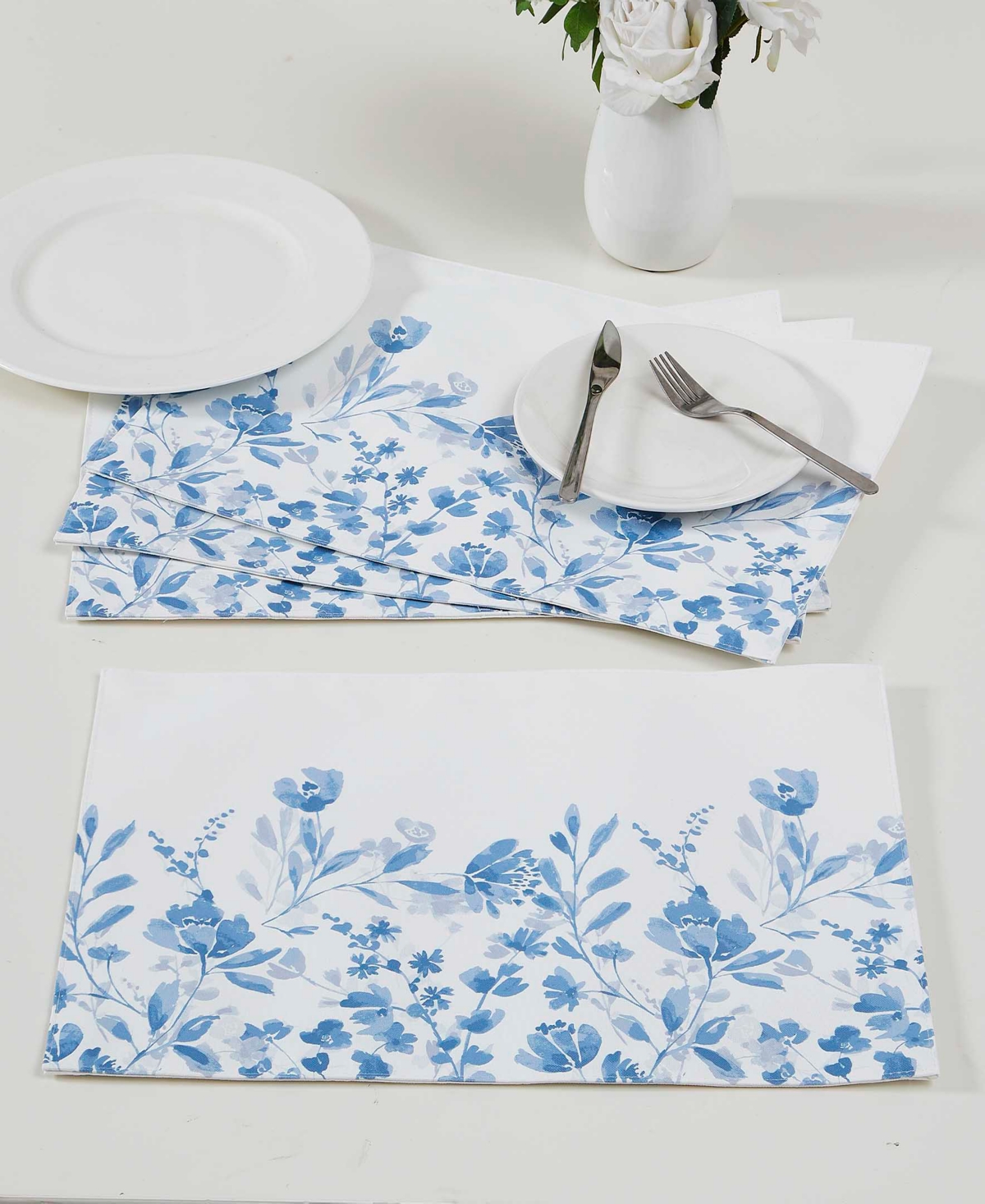 Izod Mystic Floral Placemats 13" X 19", Set Of 4 In Blue