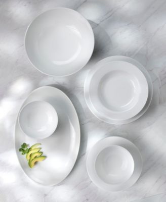 Essential Classic Rim 16 Pc. Dinnerware Set, Service for 4