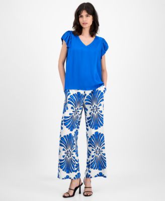 Women's Pleated Raglan-Sleeve V-Neck Top