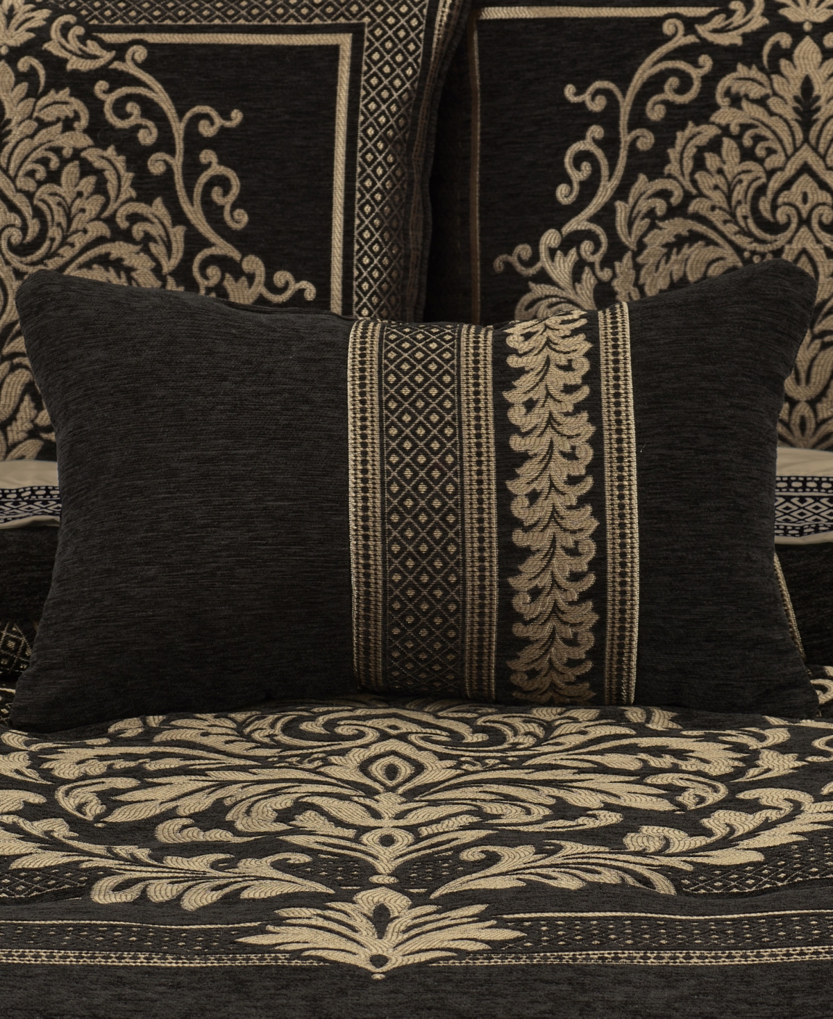 J Queen New York Laurenza Boudoir Decorative Pillow, 13" X 21"