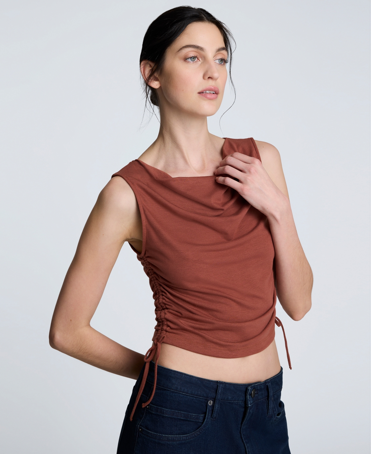 Women's Cowlneck Ruched Cropped Tank Top - Russet