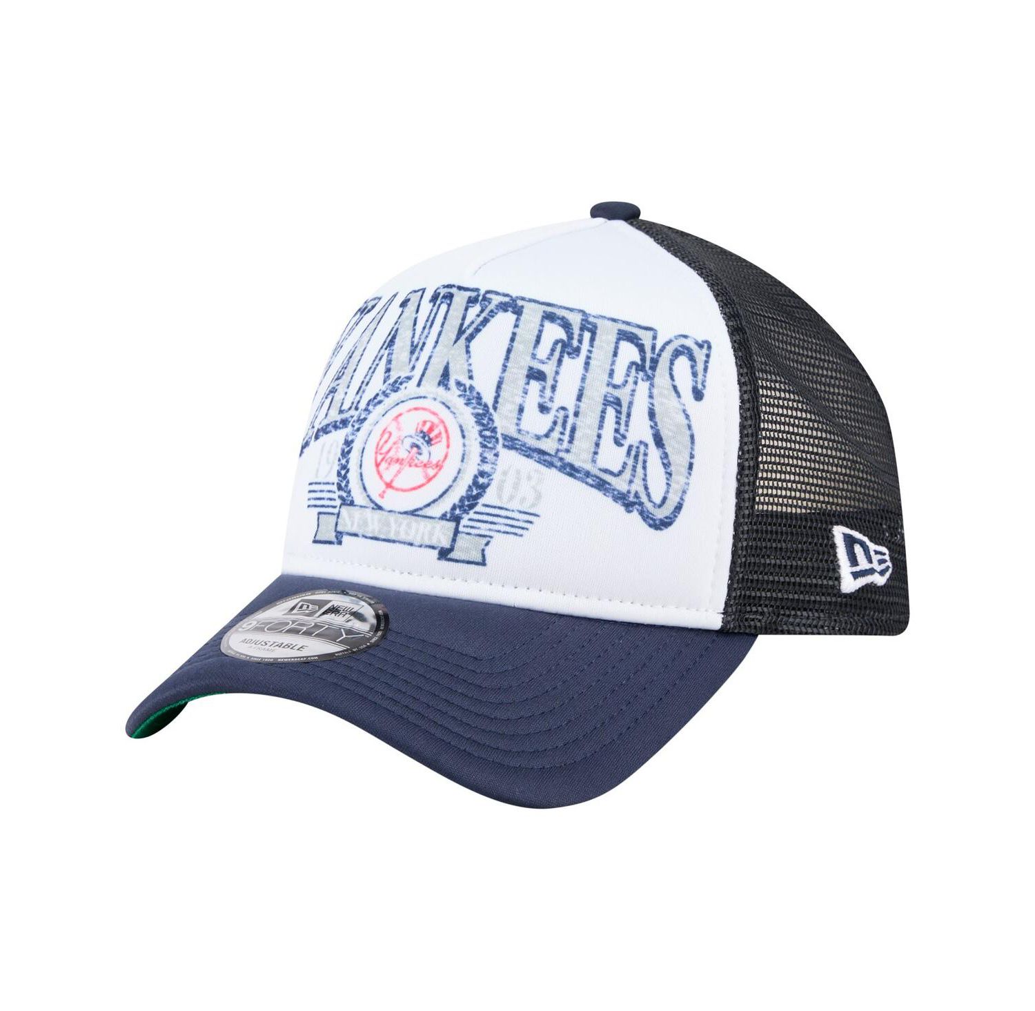 Men's Navy New York Yankees Distressed 9FORTY A-Frame Adjustable Trucker Hat