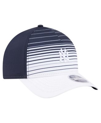 Men's Navy New York Yankees Gradient 9FORTY M-Crown Adjustable Hat