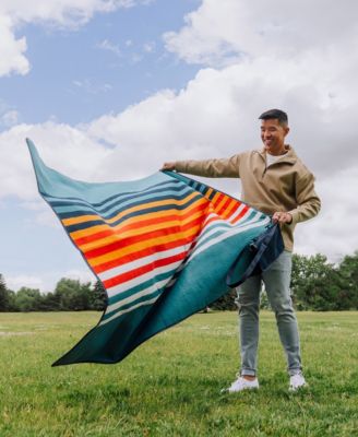 Outdoor Picnic Blanket Tote