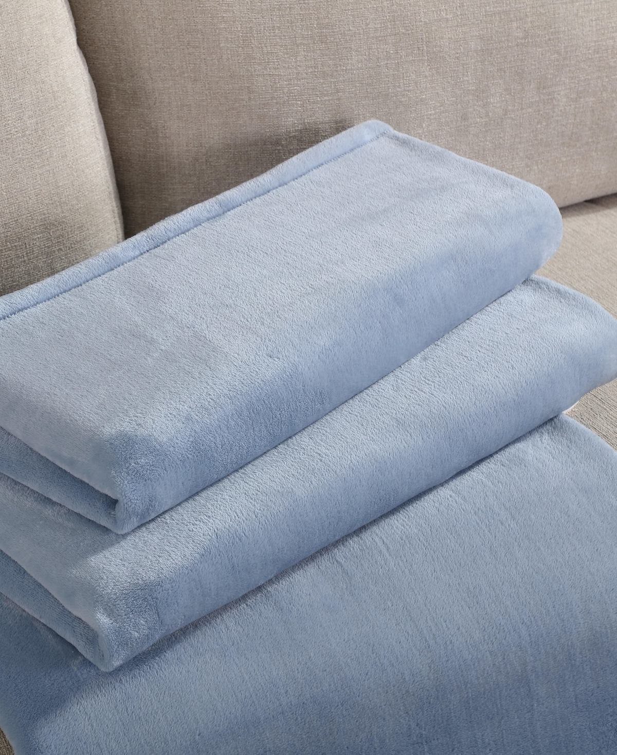 Calvin Klein Core Plush Solid Blanket, King In Blue