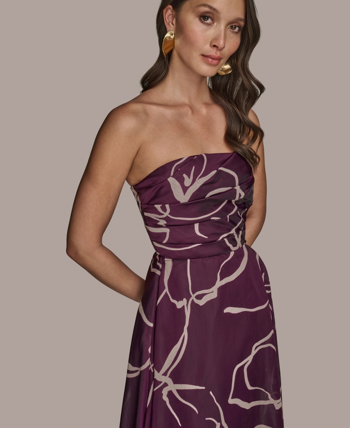 Donna Karan New York Abstract Print Strapless Gown In Purple