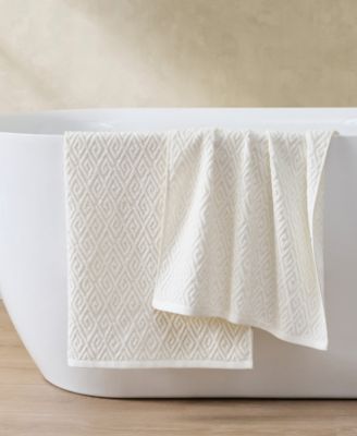 Maze Solid Texture Cotton Hand Towel, 30" x 20"