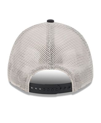 Men's Khaki/Black Chicago Bulls Throwback Patch Trucker 9FORTY Adjustable Hat