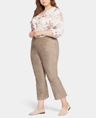 Plus Size Slim Bootcut Pull-On Pants