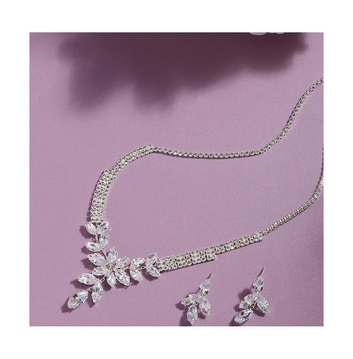 Sohi Women's Silver Bling Stone Jewellery Set