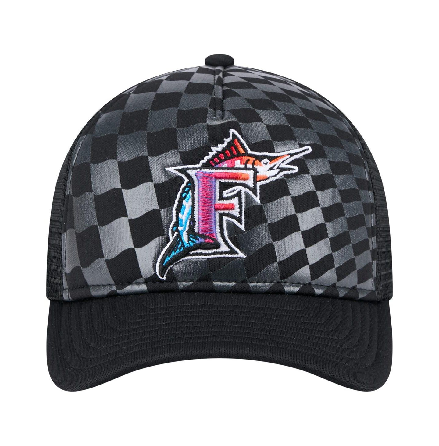 Мужская кепка New Era Black Florida Marlins Cooperstown Collection Gradient 9FORTY A-Frame M-Crown Trucker Adjustable Hat — фото 2