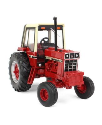 1/32 International Harvester 1486 Wide Front w/ Cab