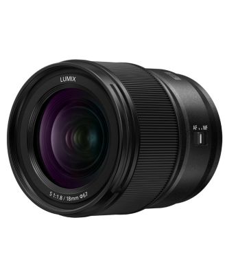 LUMIX S 18mm f/1.8 Lens, Bundle with Small Lens Case, 67mm Filter Kit, Lens Pen Lens Cleaner, Cleaning Kit and Lens Cap Tether