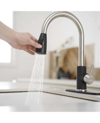 Single-Handle Pull-Out Sprayer Kitchen Faucet with Supply Lines in Matte Black and Brushed Nickel