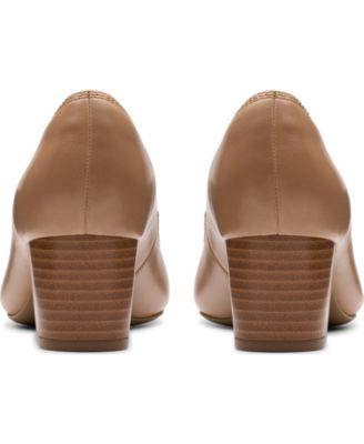 Women's Collection Ellanie Hope Pumps