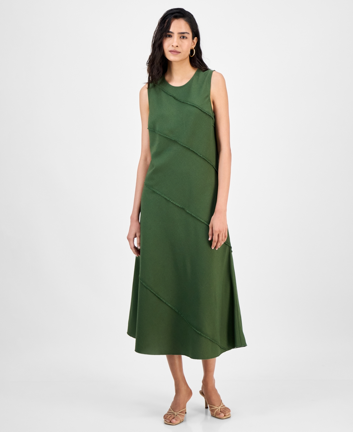 Robbie Bee Women's Crewneck Sleeveless Midi Dress In Green