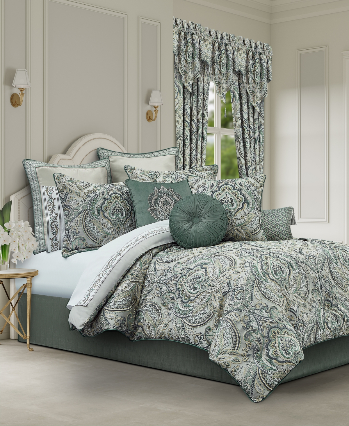 J Queen New York Nico 4-pc. Comforter Set, Queen In Blue