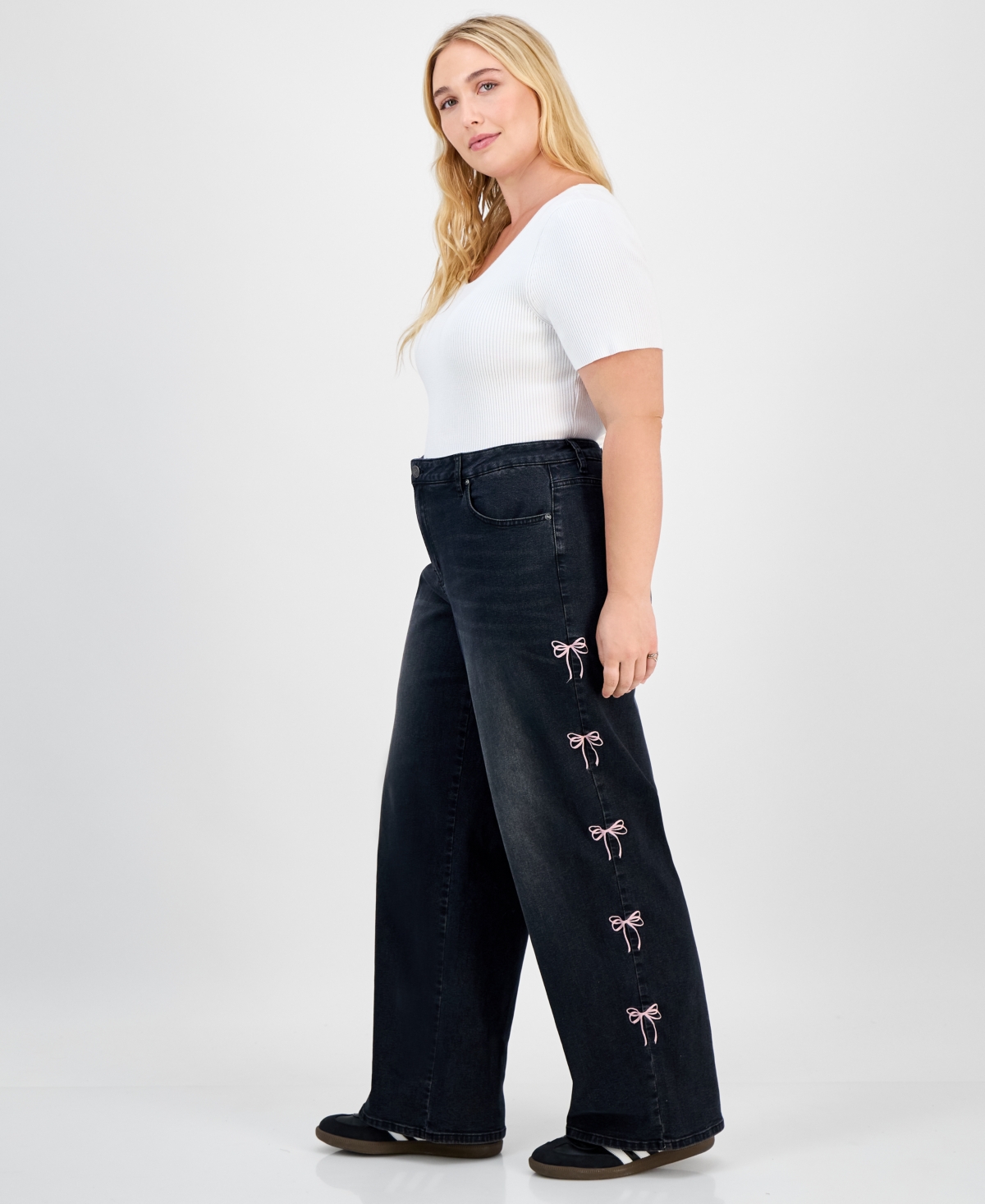 Madden Girl Trendy Plus Ultra 90's Bow-detail Straight Jeans In Blue
