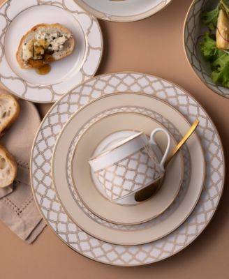 Eternal Palace Gold 5-Piece Place Setting