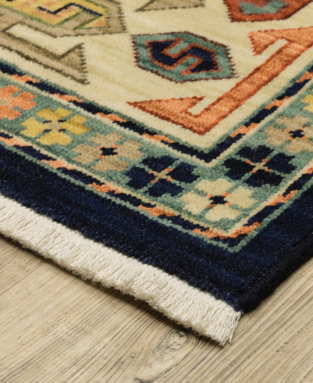 Oriental Weavers Lilihan 041h6 7'10"x10'10" Area Rug In Multi