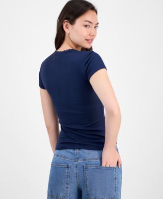 Juniors' Appliqu&eacute; Picot-Trim T-Shirt