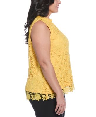 Plus Size Scalloped Lace Sleeveless Top