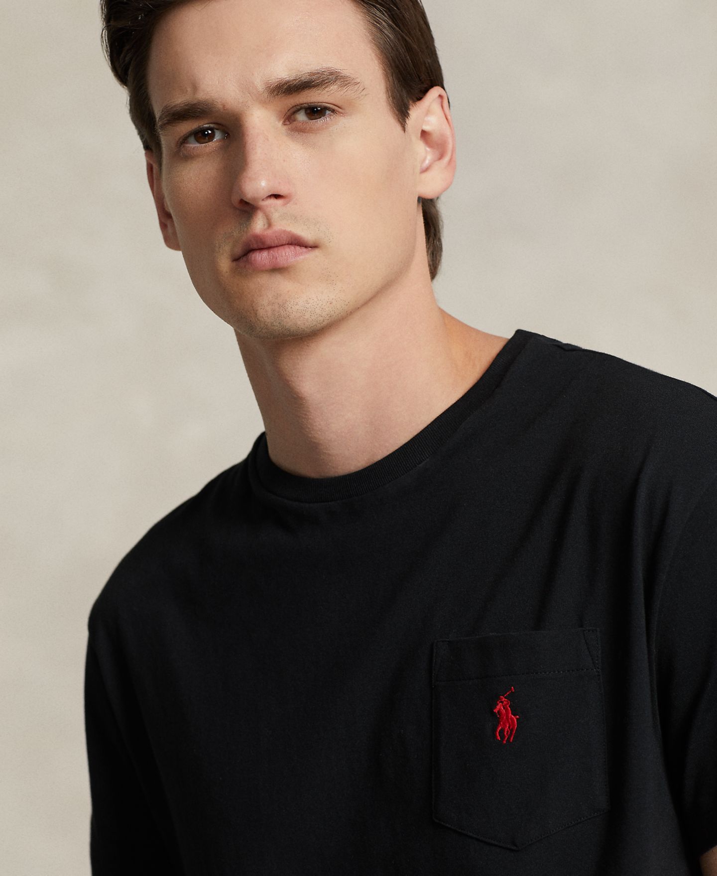 Мужская футболка Polo Ralph Lauren Classic-Fit Crewneck Pocket, цвет: Чёрный — фото 8