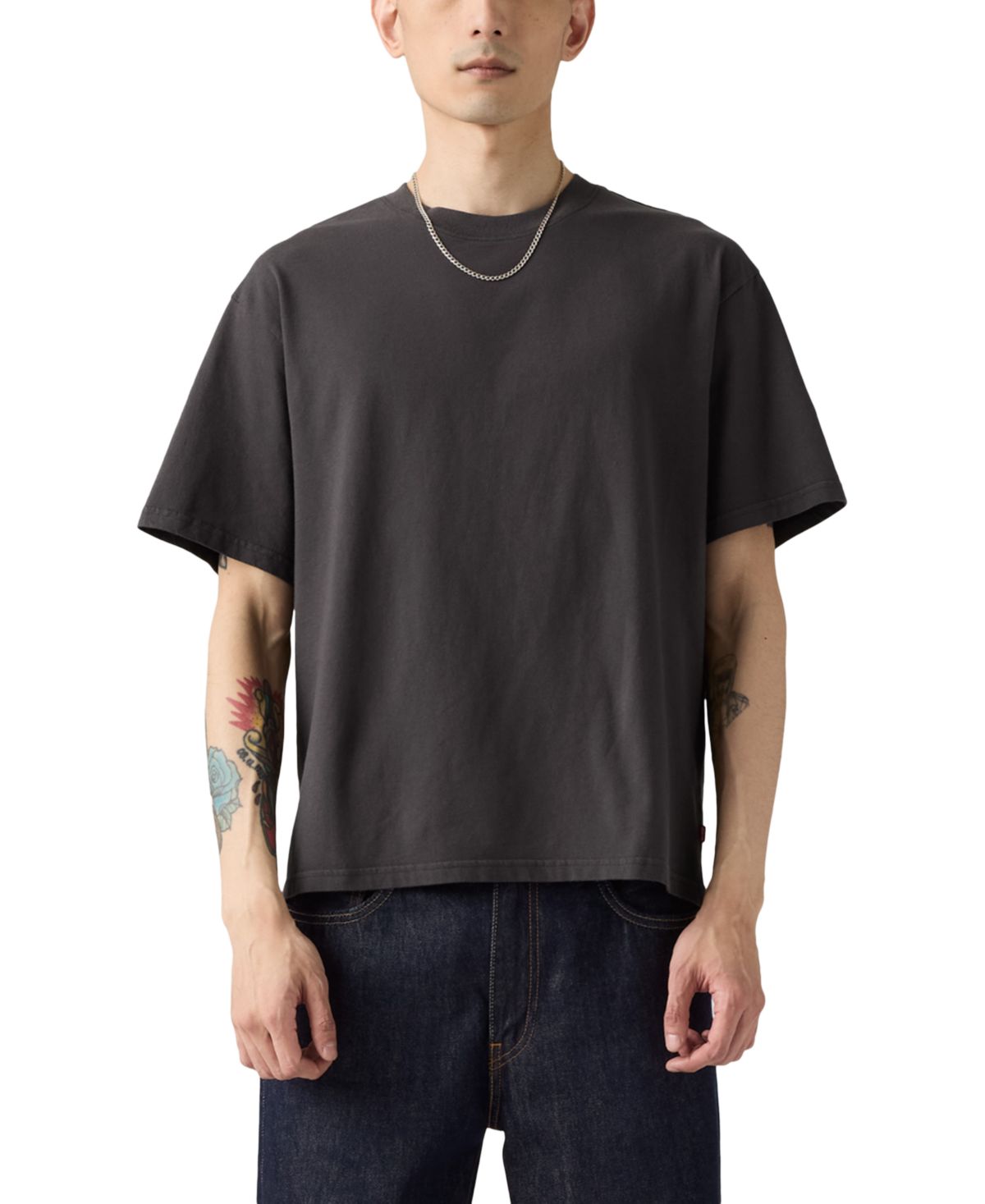 Мужская укороченная футболка свободного кроя с коротким рукавом и круглым вырезом