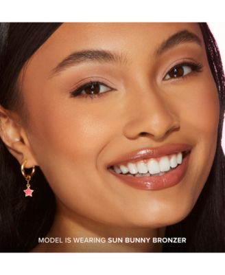 Sun Bunny Radiant Duo-Tone Sunkissed Powder Bronzer