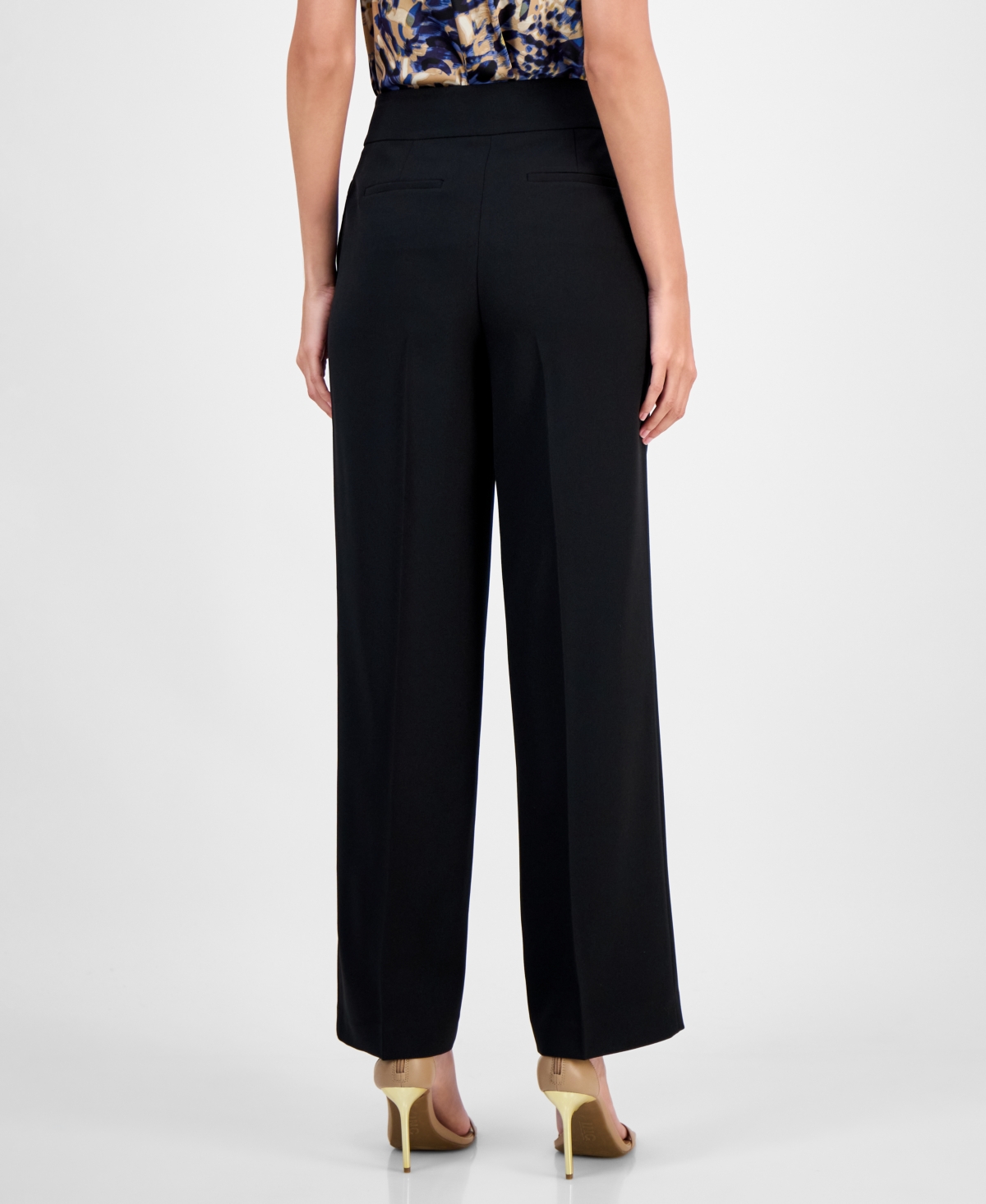 Kasper Mid-rise Pleated Crepe Pants, Regular & Petite In Black